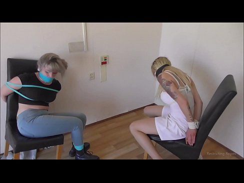 ❤️ Toksomaniulo / ligita kaj buŝoŝtopita / junulino en mizero ️ Nur porno ĉe ni % eo.hentaisaturn.ru% ❌